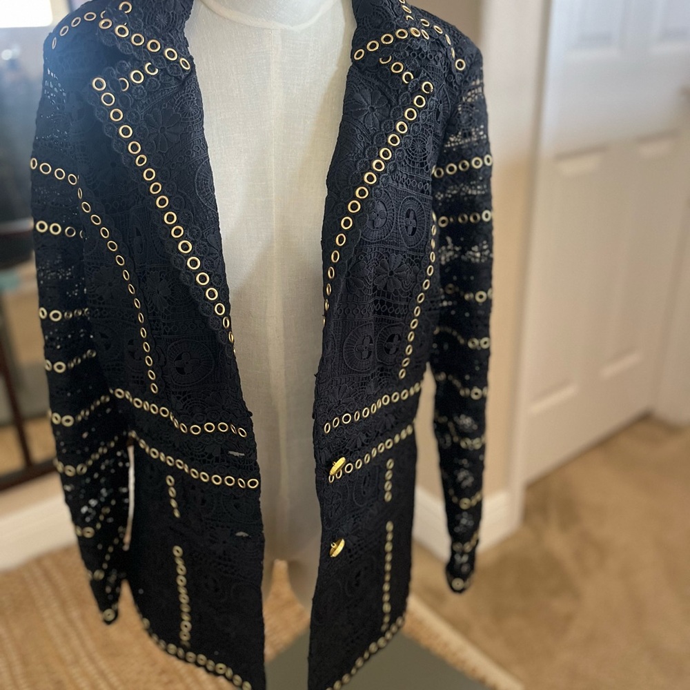 *NEW* Embroidered Black Blazer - Picture 5 of 8